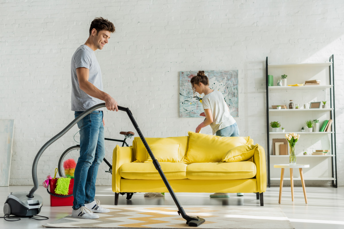 Finike Bayan Temizlikçi